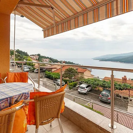 Loretta With Sea View *