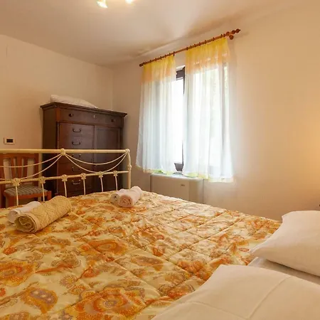 Loretta With Sea View Apartment Rabac